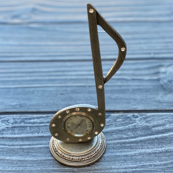 Bohemian Dreams Other - Vintage Silver w Rhinestones Musical Note Clock